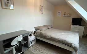 Chambre chez thomas